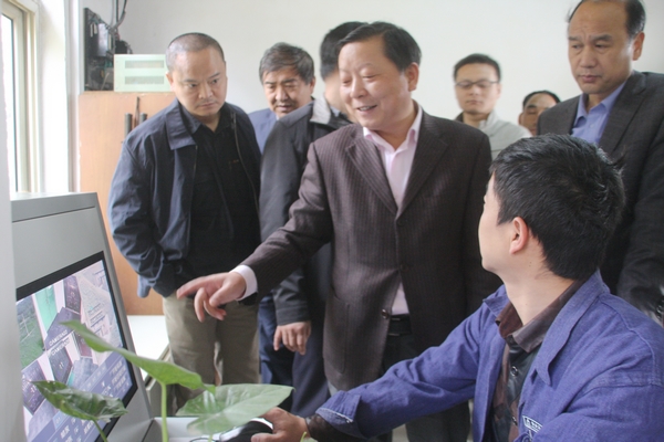 領(lǐng)導現(xiàn)場給予工作指導 領(lǐng)導現(xiàn)場給予工作指導